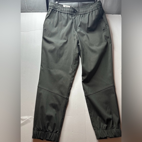 INC International Concepts Olive Jogger Pants - Picture 2 of 13